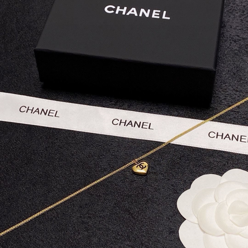 Ch**el necklaces